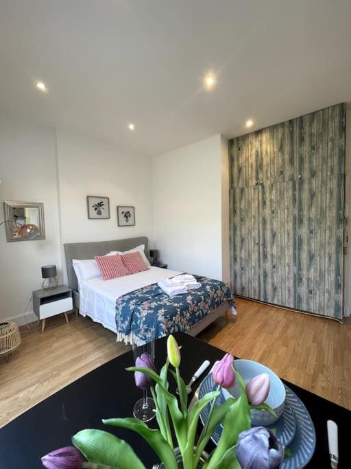 Cute&Cozy Studio Apt In Barons Court London Bagian luar foto